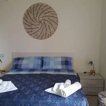 Camera Sul Mare 招待所 *
